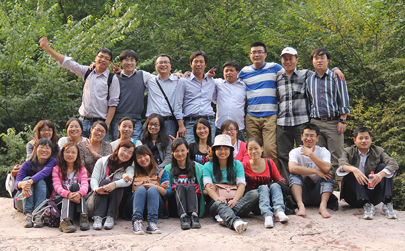 公司外貿(mào)團(tuán)隊(duì)旅游留念