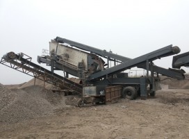 移動破碎站設(shè)備下線四川，開啟了建筑垃圾再生資源利用