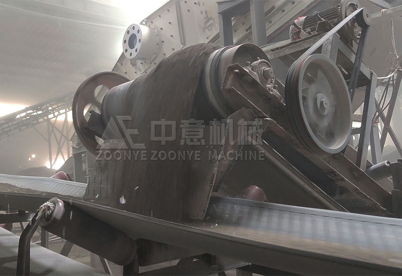 馳張篩篩分物料 馳張篩篩分物料