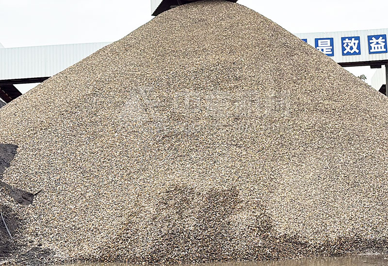 篩分出的細(xì)沙