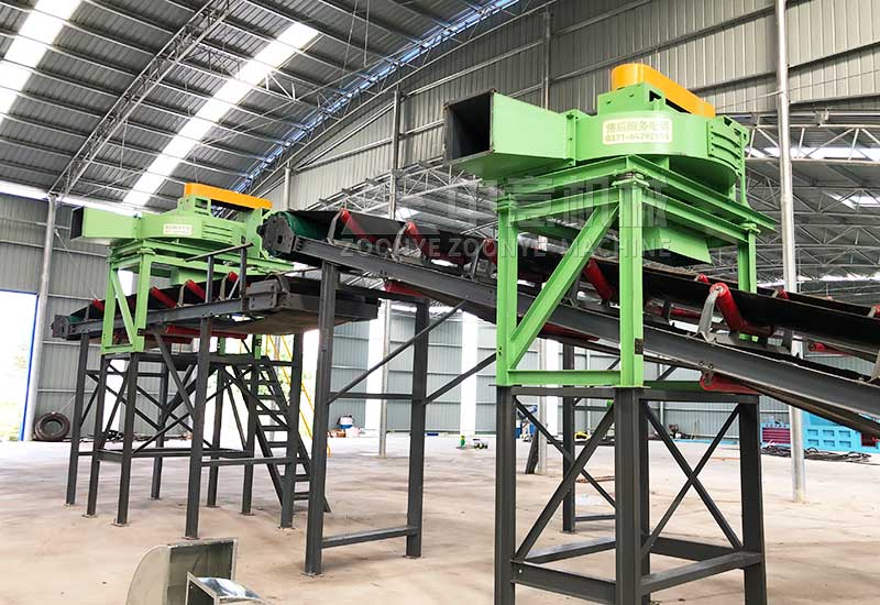 兩臺(tái)立式負(fù)壓風(fēng)選機(jī)